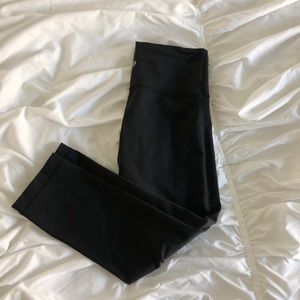 LULULEMON Crop Wunder Under Leggings